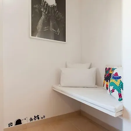 In Bed With Lisbon 5n * Amadora